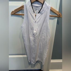 Athleta top size small